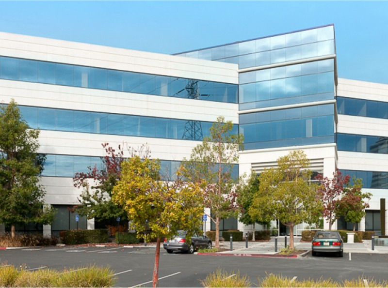 Metro-Corporate-Center[1]