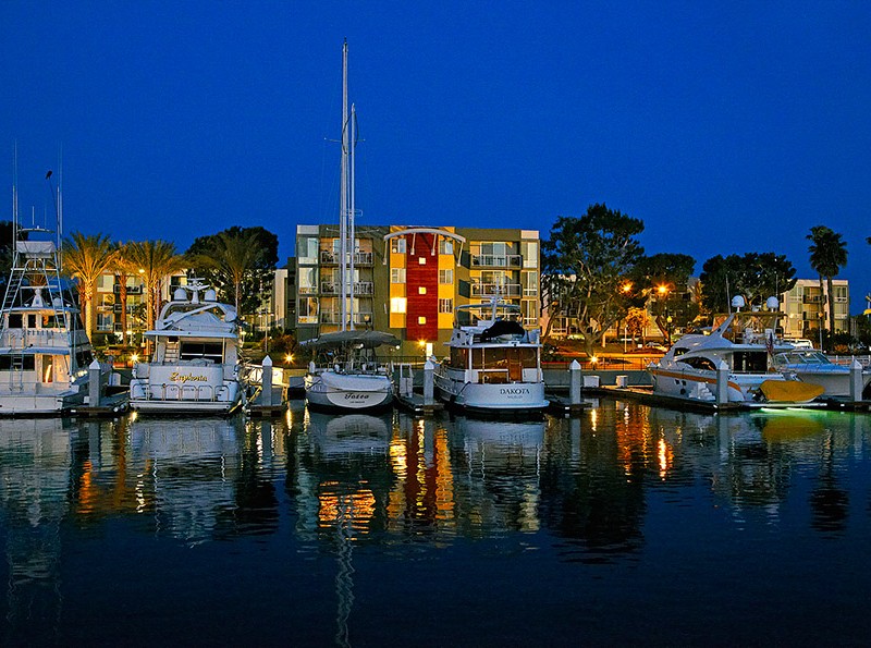 Ring_MarinaHarbor[1]